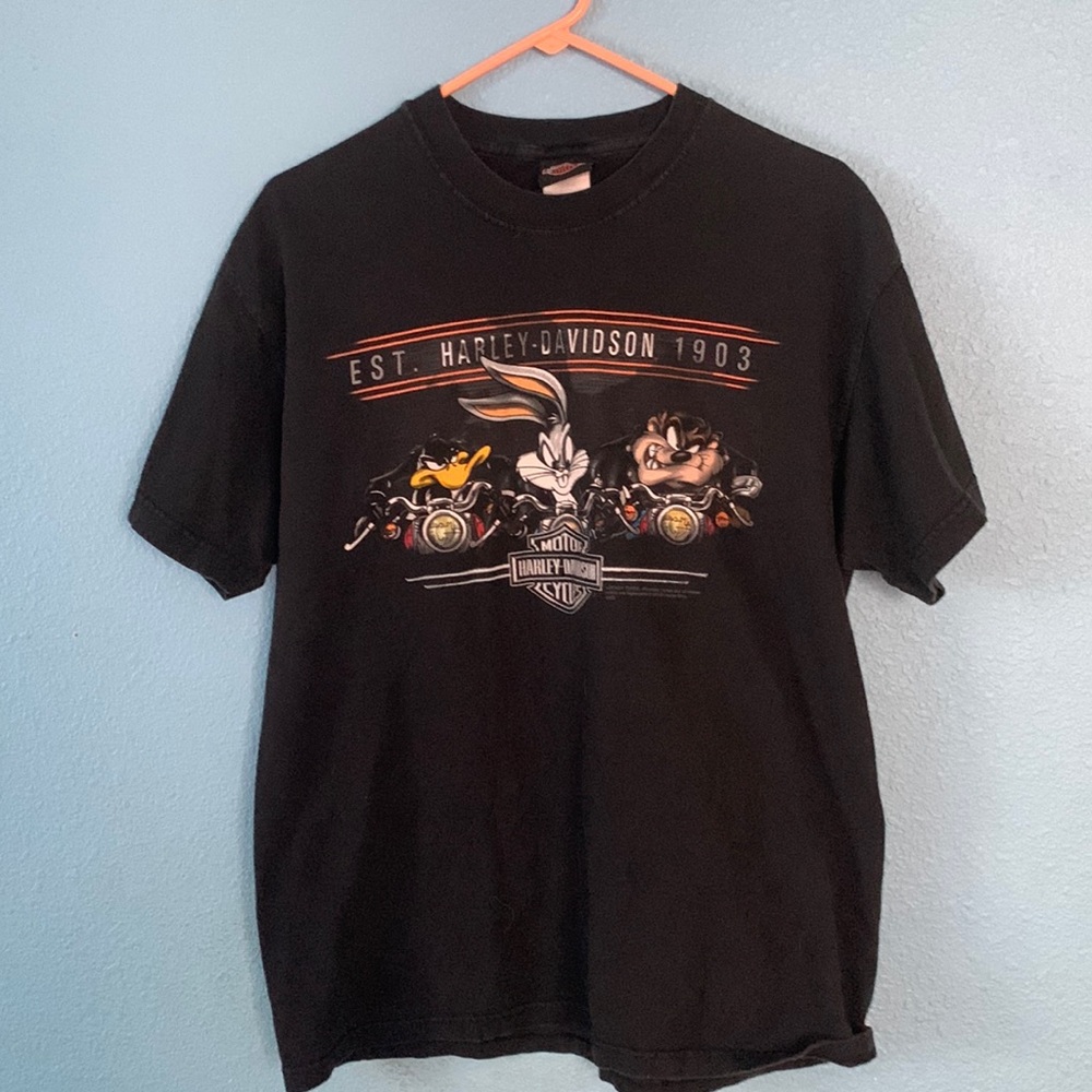 Harley Davidson looney tunes tee dated 2003